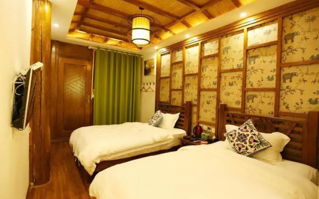 Lijiang Nagelan Inn