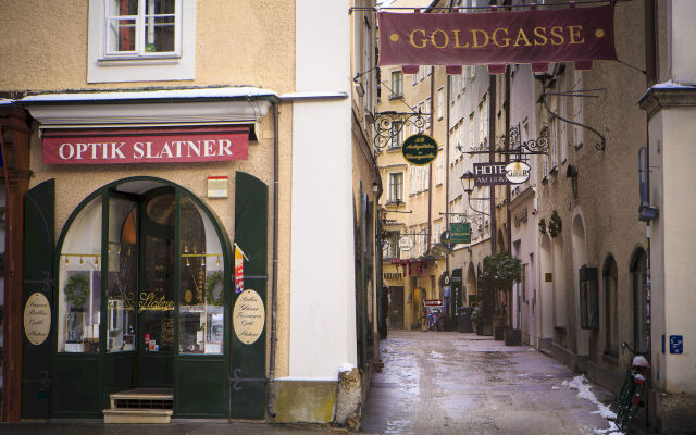 Small Luxury Hotel Goldgasse Зальцбург вид на фасад