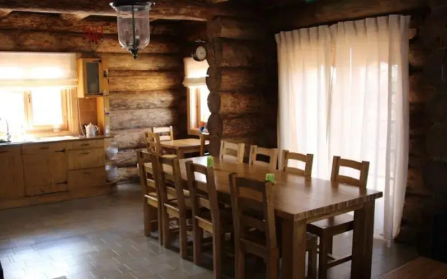 Riuma Resthouse