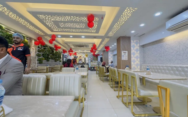 Hotel Rose Garden Palace Residential