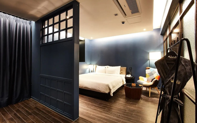 Hotel Wanted