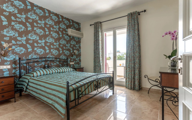 Ariadne Hotel