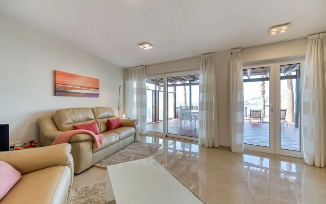 Luxury terrace Sea front P67B by CanariasGetaway