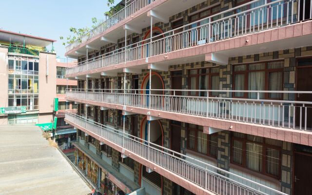 Отель Khangsar Guest House Непал, Катманду - отзывы, цены и фото номеров - забронировать отель Khangsar Guest House онлайн вид на фасад