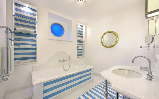 Villa Torre Sponda Private Beach