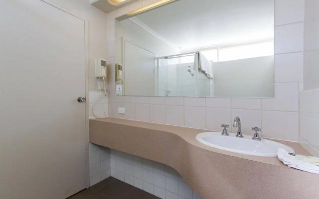 Sunshine Motor Inn