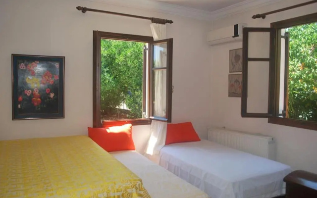 Quiet and Luxurius