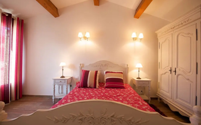 Le Hameau de l'Oliveraie