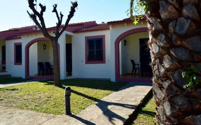 Отель Bungalows Ses Malvas Испания, Кала-эн-Бланес - 1 отзыв об отеле, цены и фото номеров - забронировать отель Bungalows Ses Malvas онлайн вид на фасад