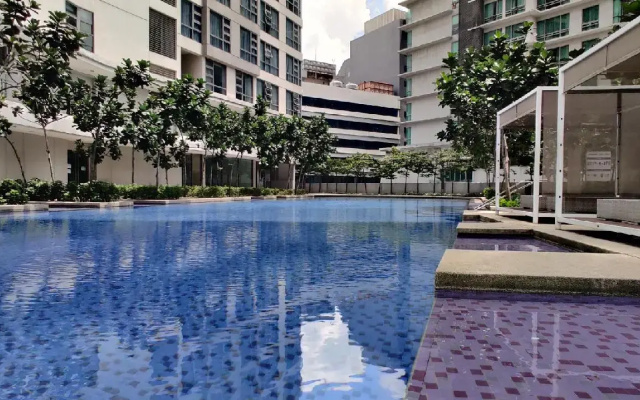 The Robertson Bukit Bintang by San Eclipses
