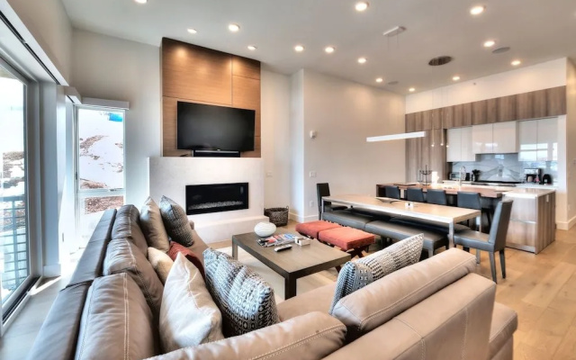 Apex 501 - 3 Br Condo
