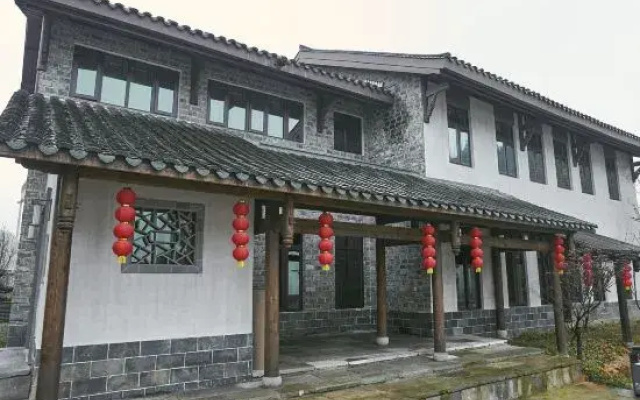 Wugongshan Savile Taoyuan Mountain Residence Hotel (Wugongshan Tourist Center)