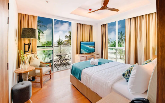 Отель Seasalter Maldives
