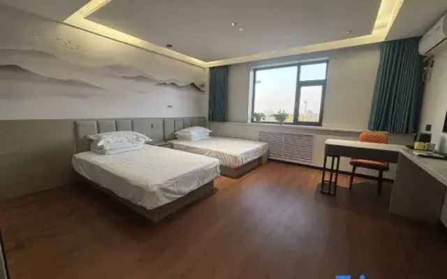 Lize Hotel