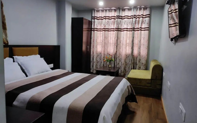 Hotel Kasturi