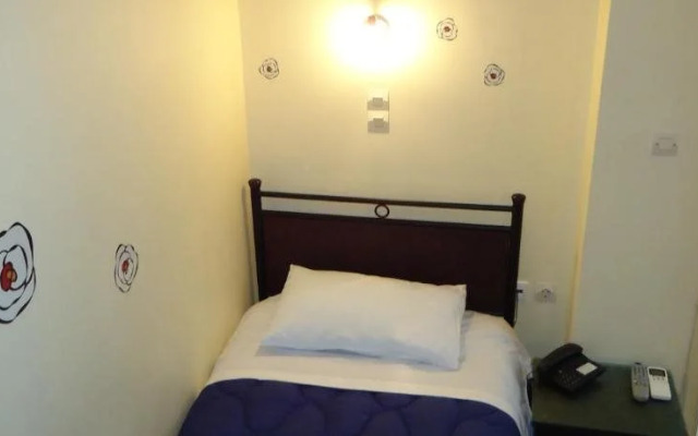 Hotel George