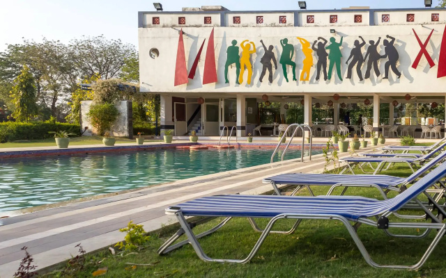 Whistling Meadows Lawns & Resort