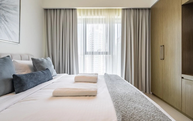 Cityscape Splendor Lavish 1BR Uptown