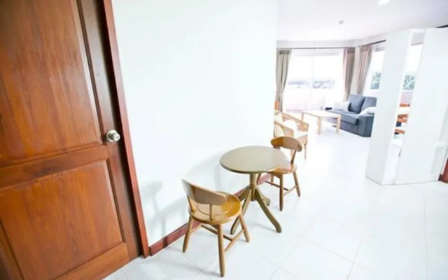 Baan Salin Suites