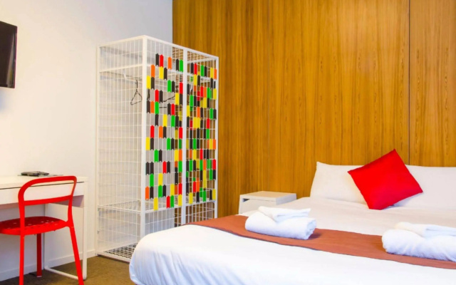 The Setup on Manners Apartment Hotel