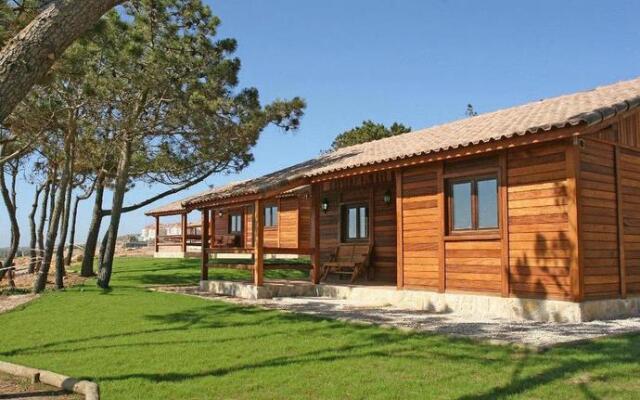 Отель Ericeira Camping & Bungalows вид на фасад