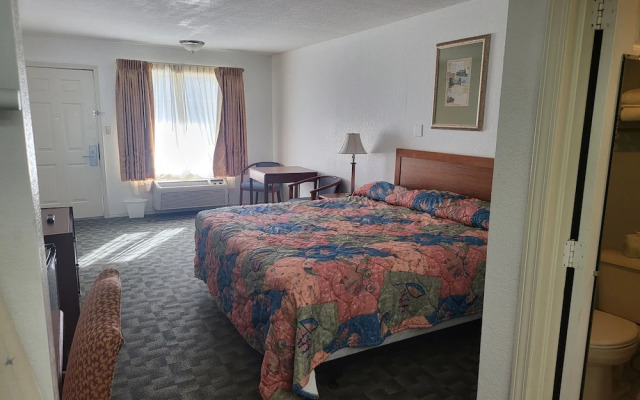 Blue Ribbon Inn and Suites