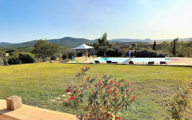 Montecristo Country House