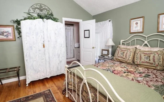 Hill House B&B
