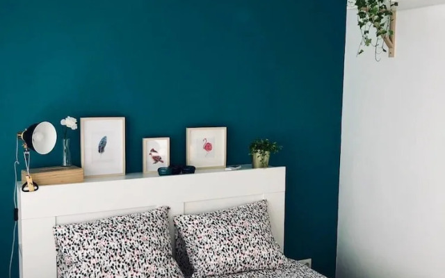 Blue Flamingo Apartment