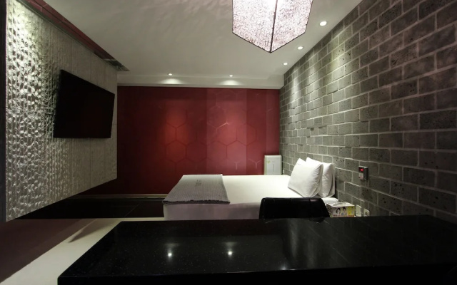 Hotel Lee