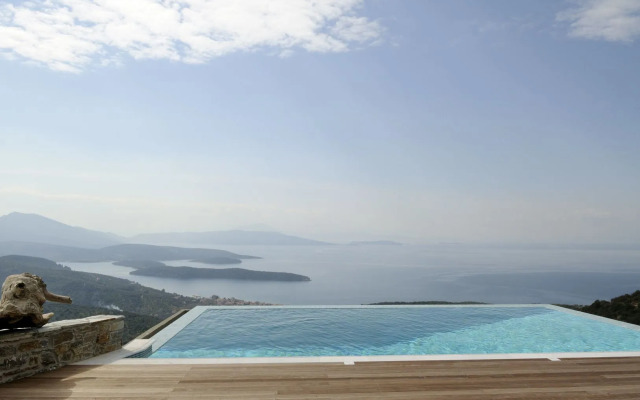 Esperos Suites & Villas