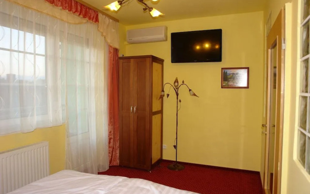 HoldLux Apartmanok