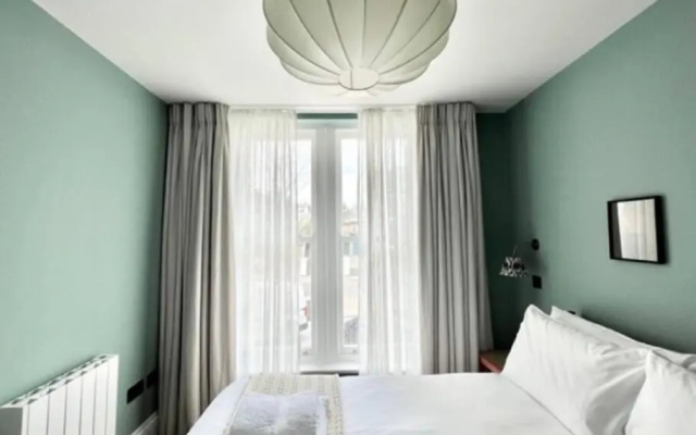 Redland Suites - Apartment 4