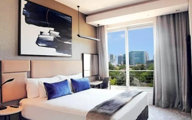 Katherine Street Luxury Apartment