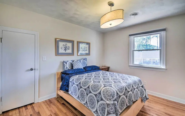 Spacious Chesapeake Home w/ Pool Table!