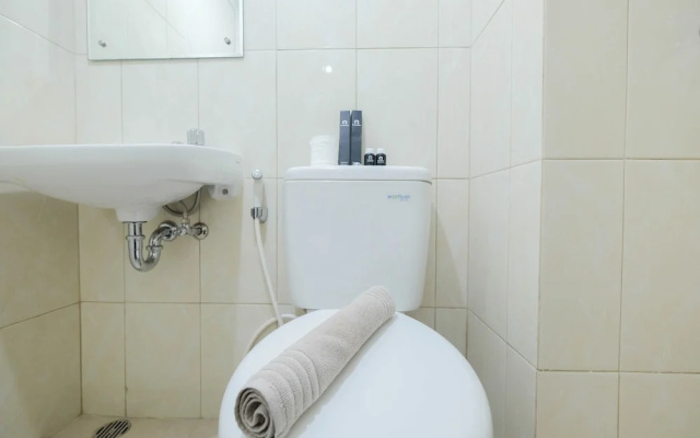 Minimalist 2BR Apartment The Springlake Summarecon