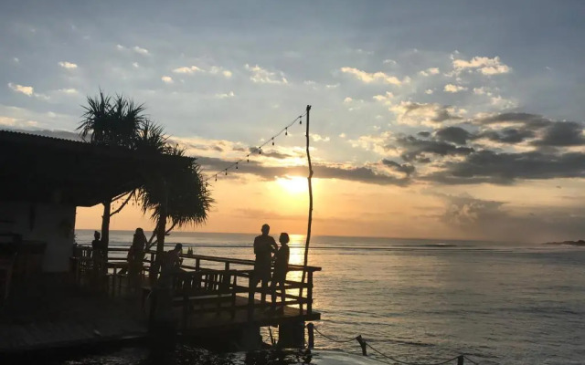 Nusa Veranda Sunset Villas & Restaurant