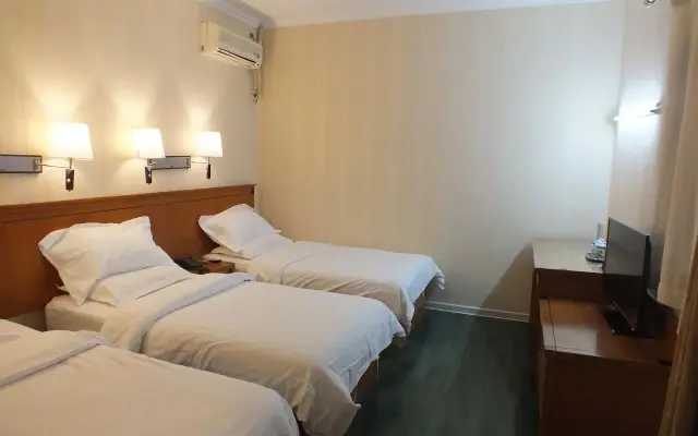 HanTing Hotel (Beijing Dongsi Intersection)