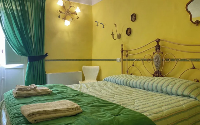 Collis Petri Relais