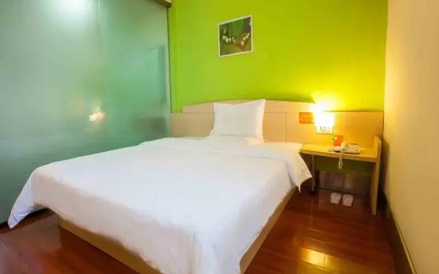 Отель 7Days Inn Shenzhen Luohu Kouan Китай, Шэньчжэнь - отзывы, цены и фото номеров - забронировать отель 7Days Inn Shenzhen Luohu Kouan онлайн комната для гостей