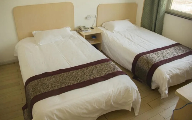 Lanting Business Hotel(青岛兰亭商务宾馆)