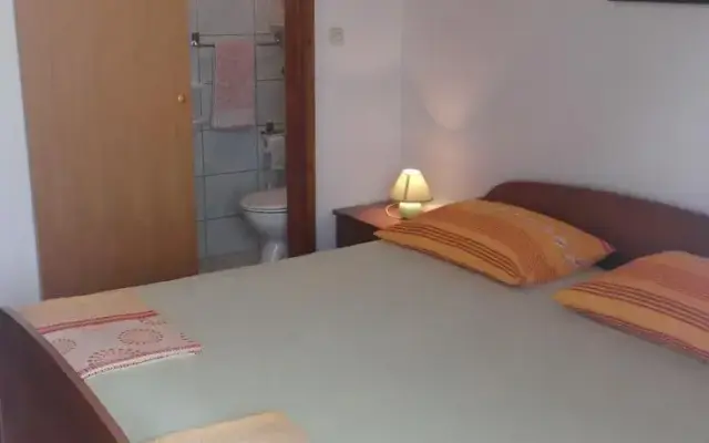 Apartments Luetić