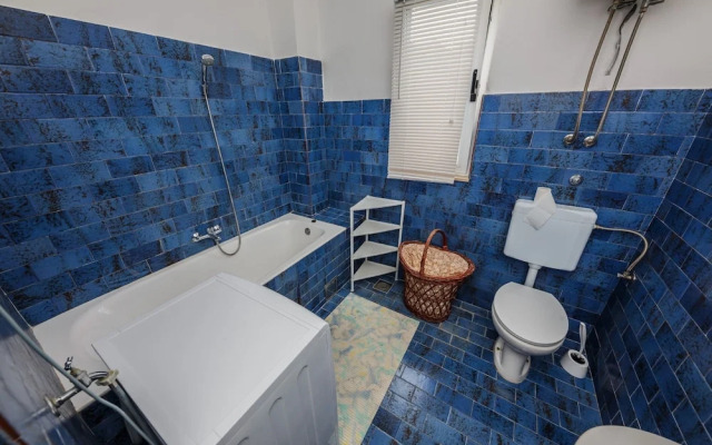 A1 - apt w. the sea View, two Terraces and Garden