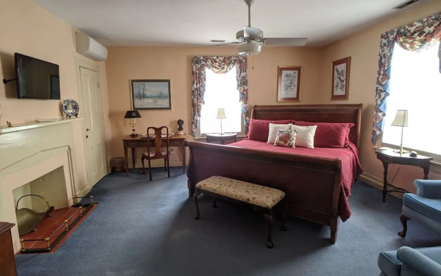 Benjamin Ellis House Bed & Breakfast