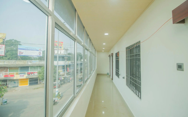 OYO 61107 Hotel Godavari