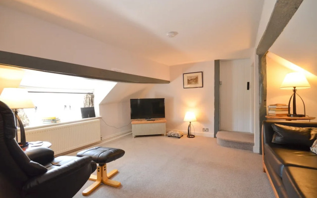 Seymours Mews
