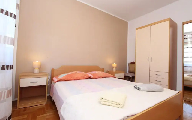 Apartments Folo