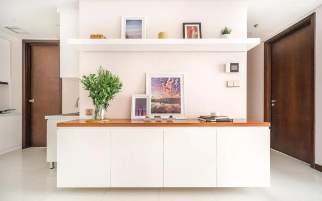 New Modern & Serene 2BR Apt Connected to Mall