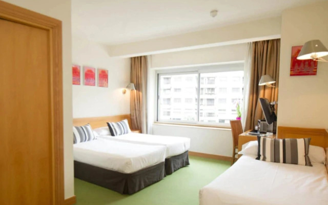 Hotel Zaragoza Plaza