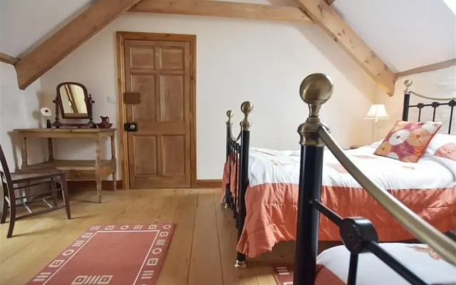 Panteurig Farmhouse